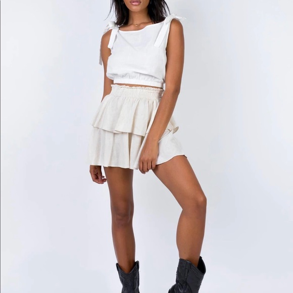 Princess Polly mini skirts - Picture 2 of 9